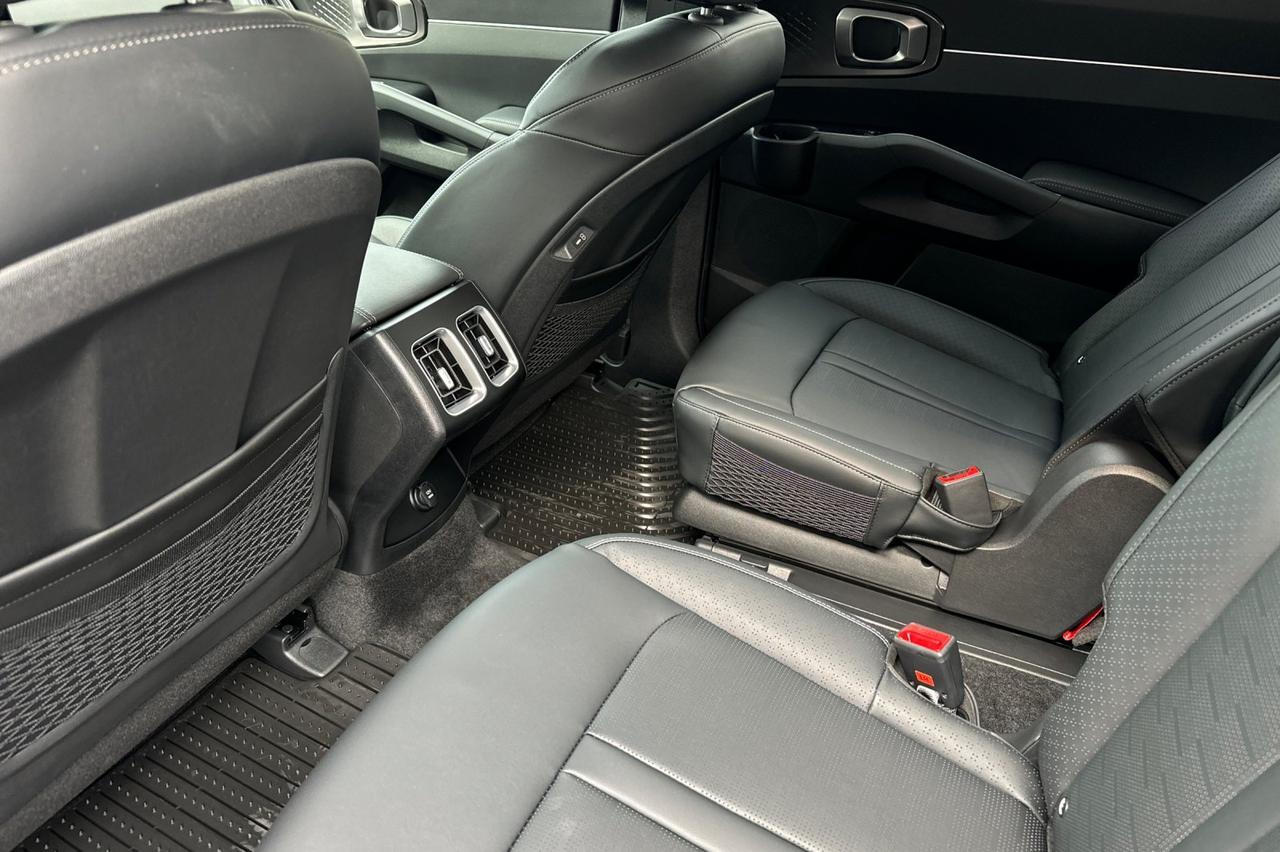 2025 Kia Sorento Hybrid EX Salinas CA
