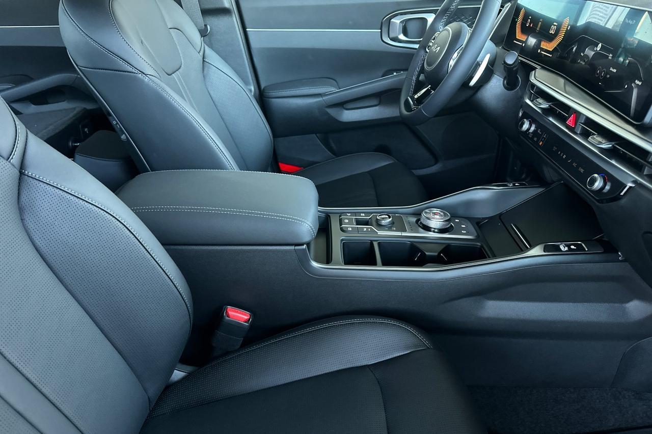 2025 Kia Sorento Hybrid EX Salinas CA