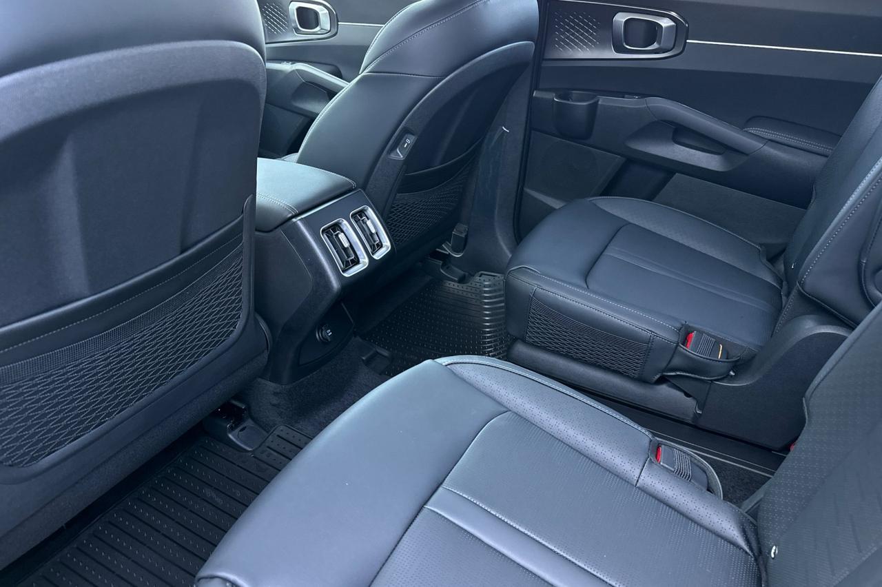 2025 Kia Sorento Hybrid EX Salinas CA