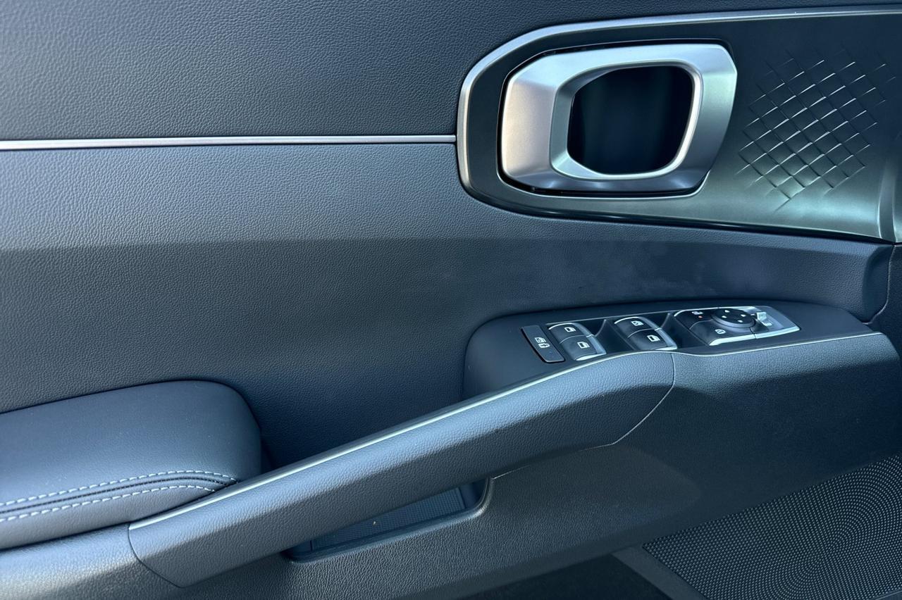 2025 Kia Sorento Hybrid EX Salinas CA