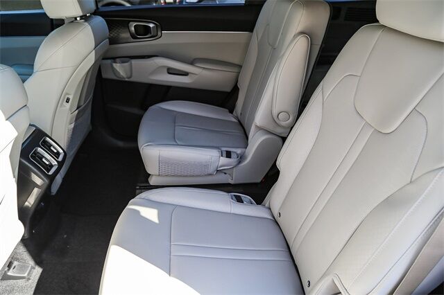 2025 Kia Sorento Hybrid EX Tacoma WA