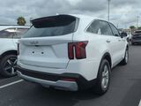 2025 Kia Sorento LX Oshkosh WI