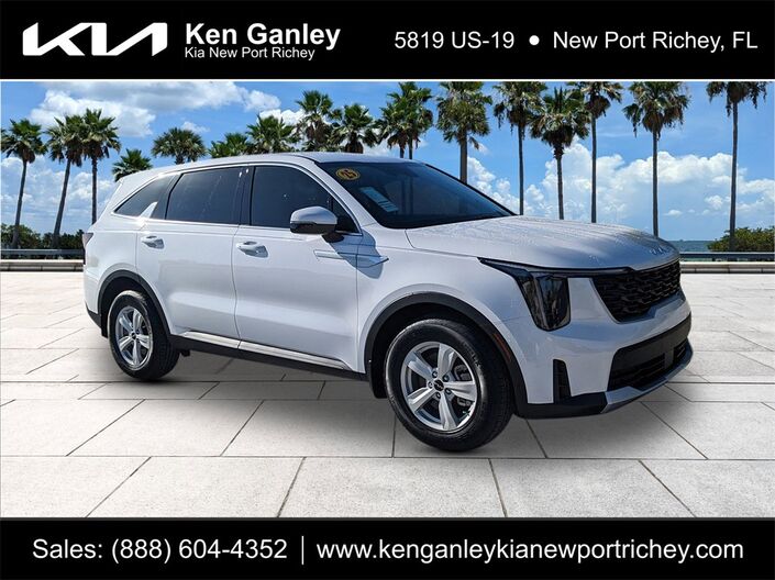 2025 Kia Sorento LX Oshkosh WI