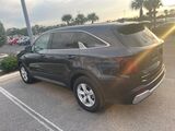 2025 Kia Sorento LX Oshkosh WI