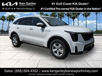2025 Kia Sorento LX