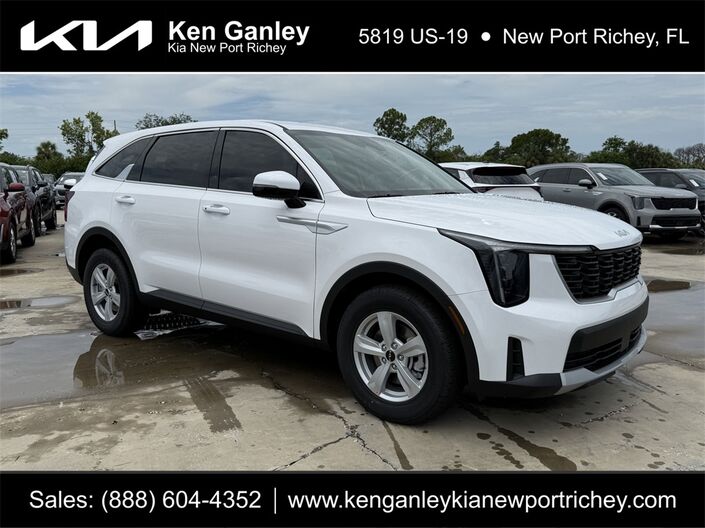 2025 Kia Sorento LX Oshkosh WI