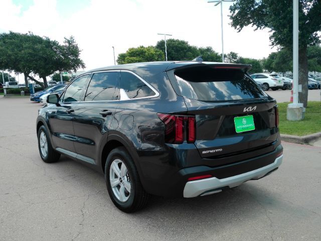 2025 Kia Sorento LX Plano TX