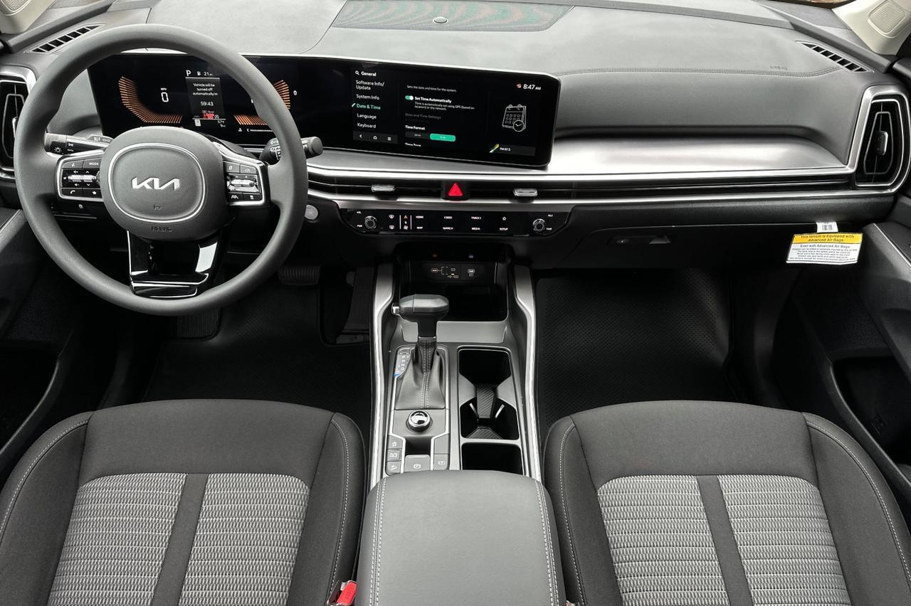 2025 Kia Sorento LX Salinas CA