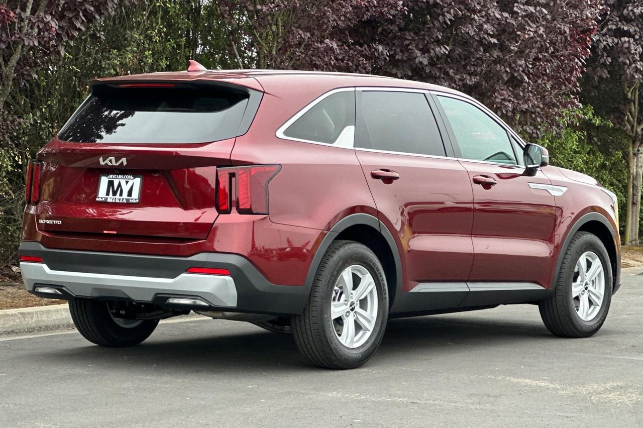 2025 Kia Sorento LX Salinas CA
