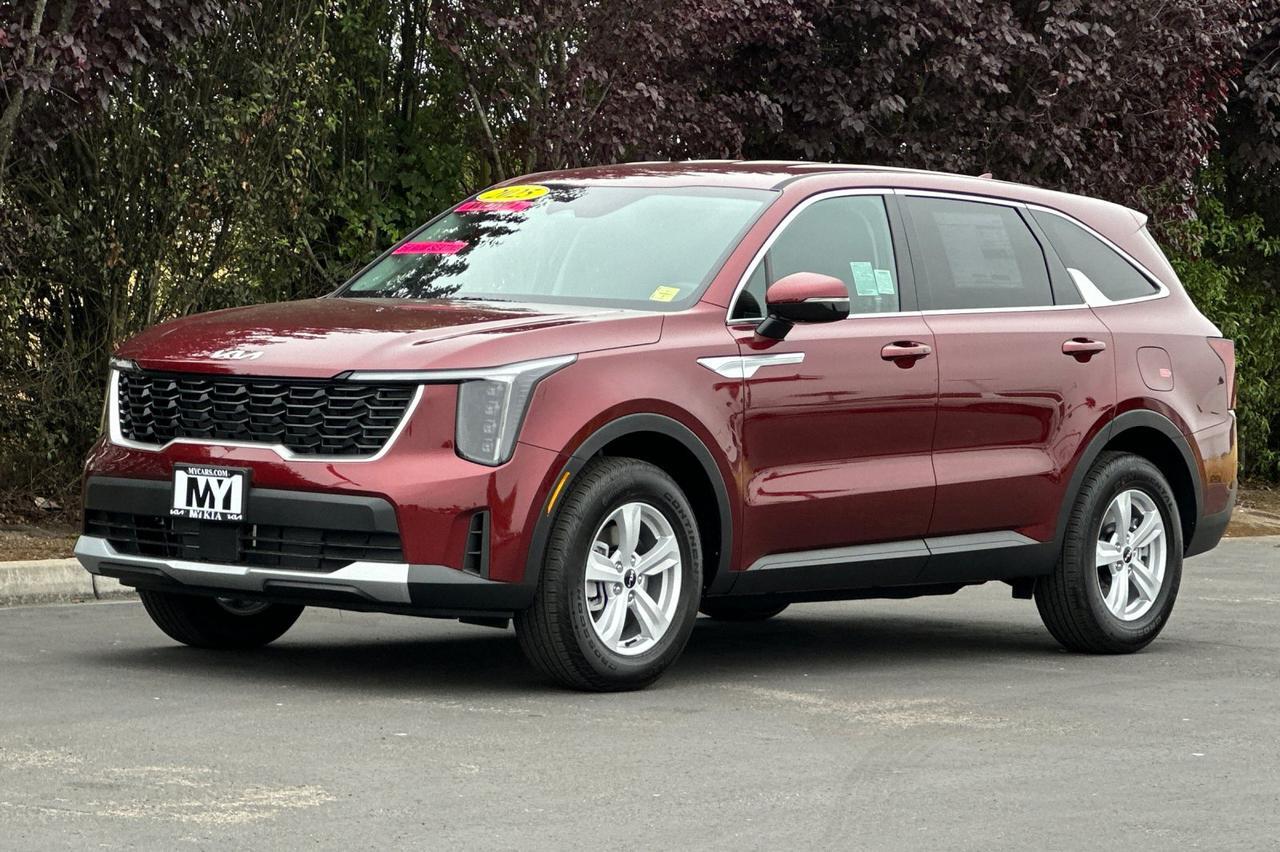 2025 Kia Sorento LX Salinas CA