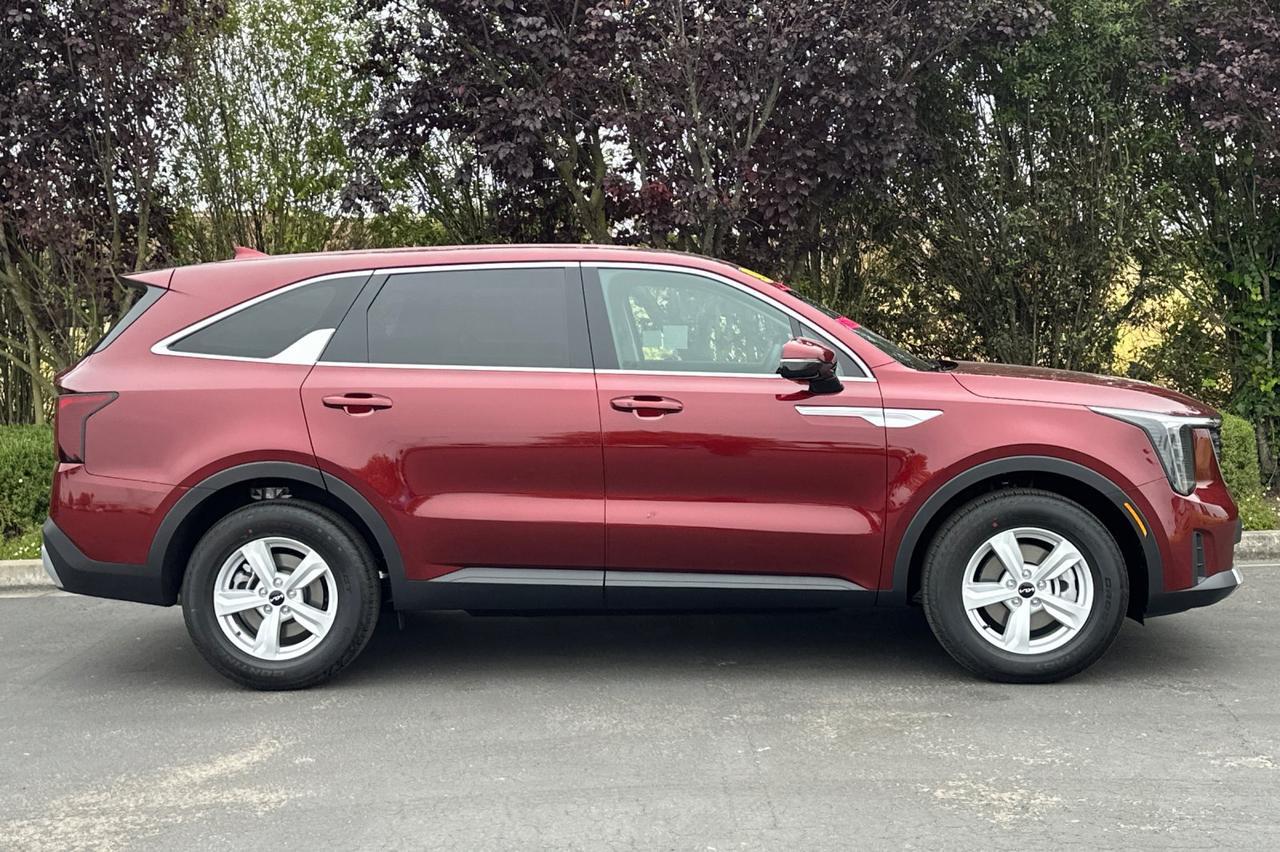 2025 Kia Sorento LX Salinas CA