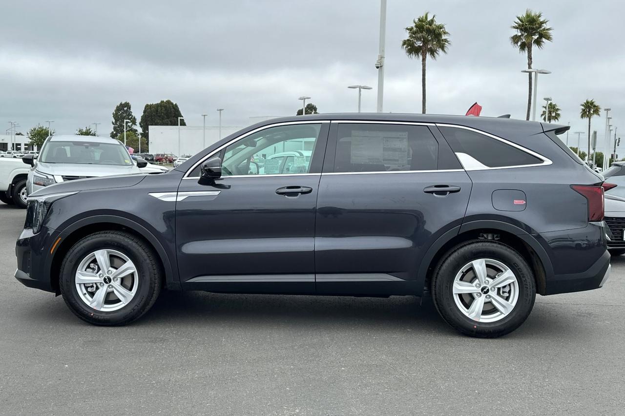 2025 Kia Sorento LX Salinas CA