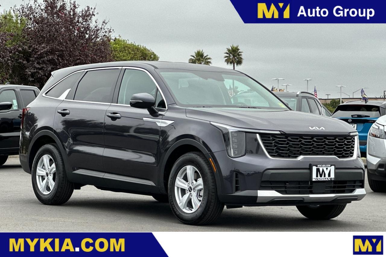 2025 Kia Sorento LX Salinas CA