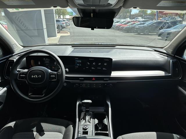 2025 Kia Sorento LX Tucson AZ