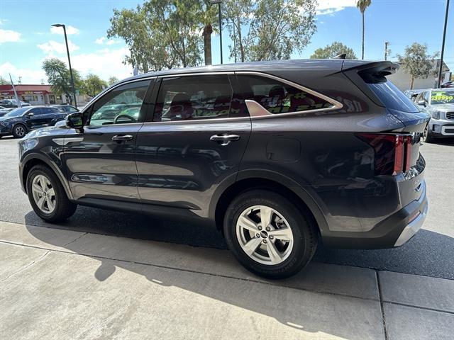 2025 Kia Sorento LX Tucson AZ