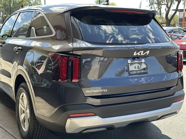 2025 Kia Sorento LX Tucson AZ