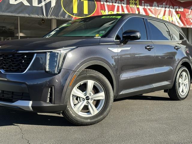 2025 Kia Sorento LX