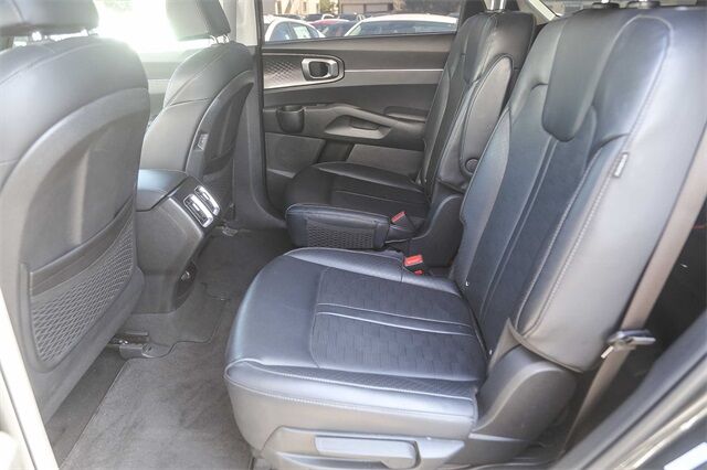 2025 Kia Sorento Plug-In Hybrid EX Glendale CA