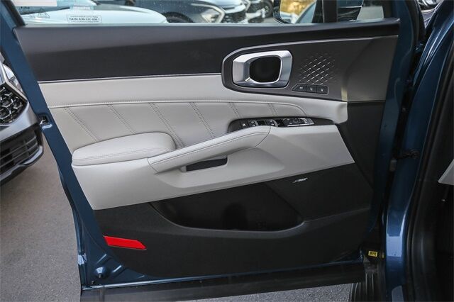 2025 Kia Sorento Plug-In Hybrid SX Prestige Renton WA