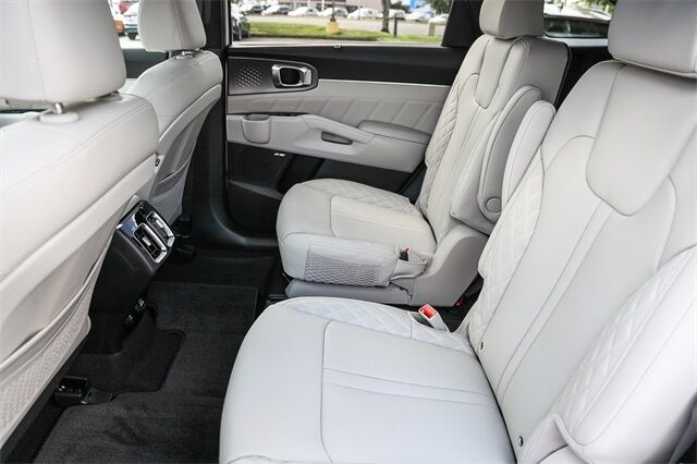 2025 Kia Sorento Plug-in Hybrid SX Prestige AWD Renton WA