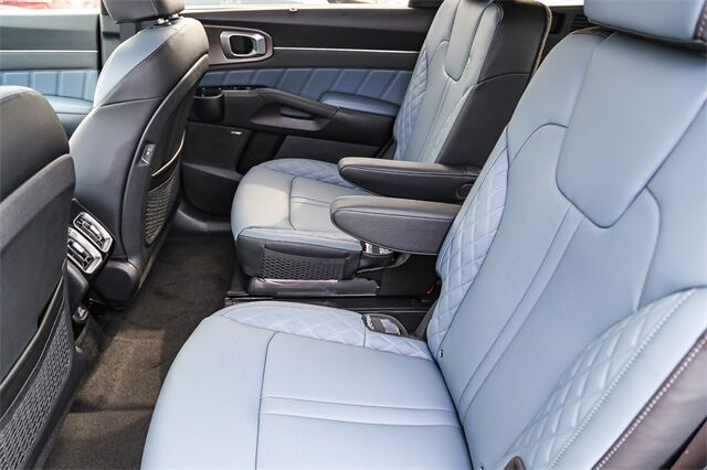 2025 Kia Sorento Plug-in Hybrid SX Prestige AWD Renton WA
