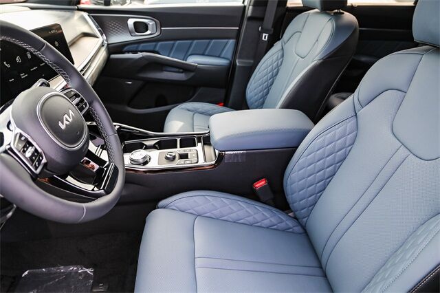 2025 Kia Sorento Plug-in Hybrid SX Prestige AWD Renton WA