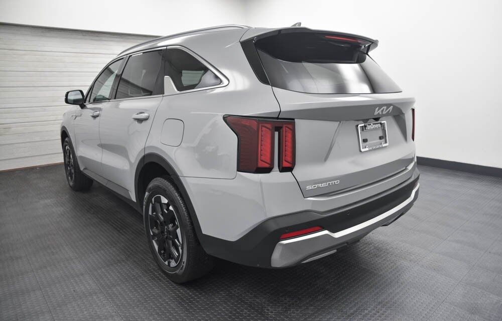 2025 Kia Sorento S Akron OH