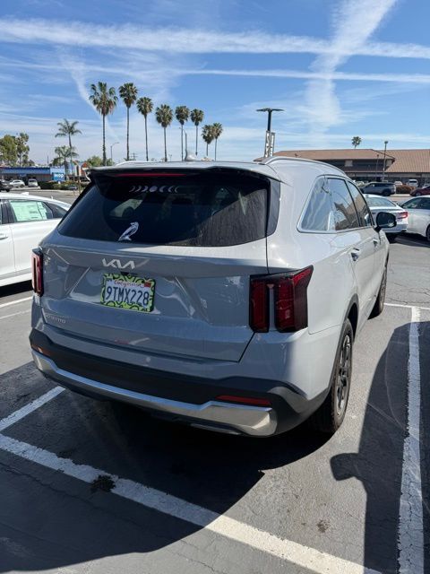 2025 Kia Sorento S