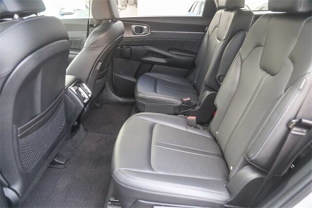 2025 Kia Sorento SX Glendale CA