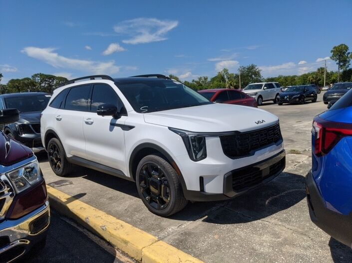 2025 Kia Sorento X-Line SX Oshkosh WI