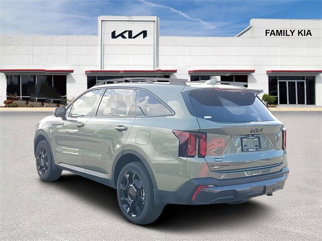 2025 Kia Sorento X-Line SX Prestige photo 4