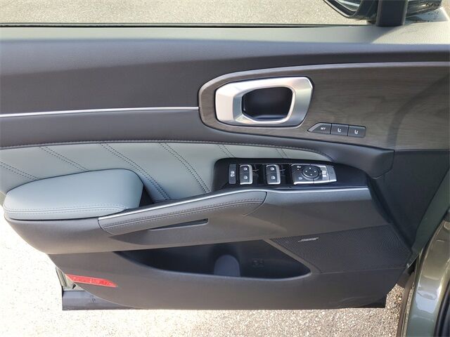 2025 Kia Sorento X-Line SX Prestige photo 21