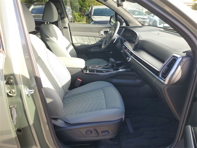 2025 Kia Sorento X-Line SX Prestige photo 7