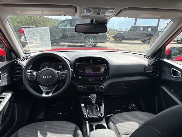 2025 Kia Soul EX  TX