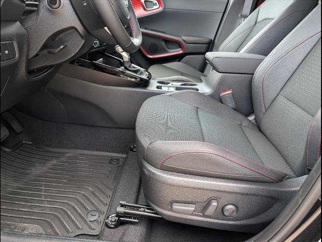 2025 Kia Soul GT-Line photo 4