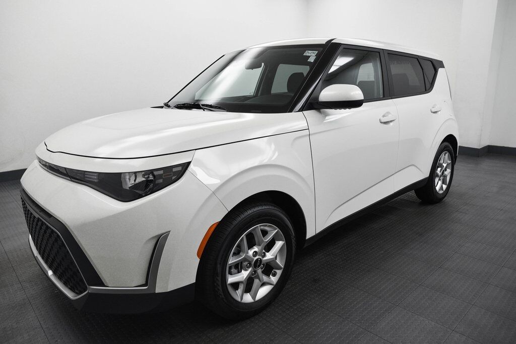 2025 Kia Soul LX Akron OH