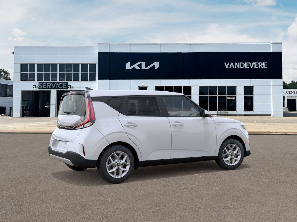 2025 Kia Soul LX Akron OH