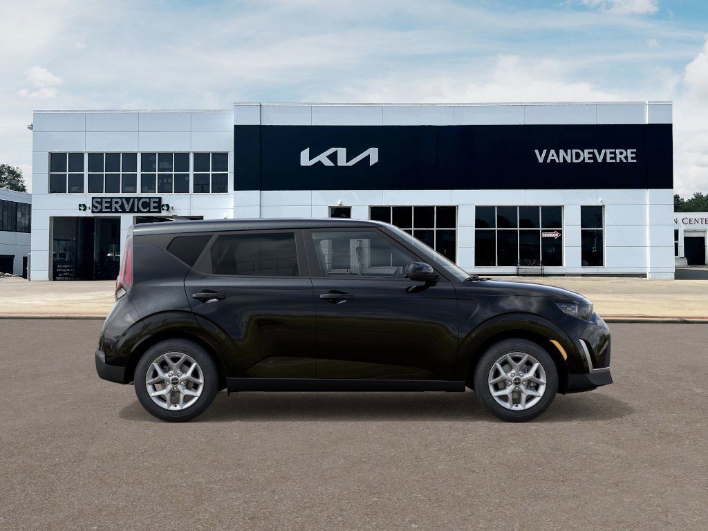 2025 Kia Soul LX Akron OH