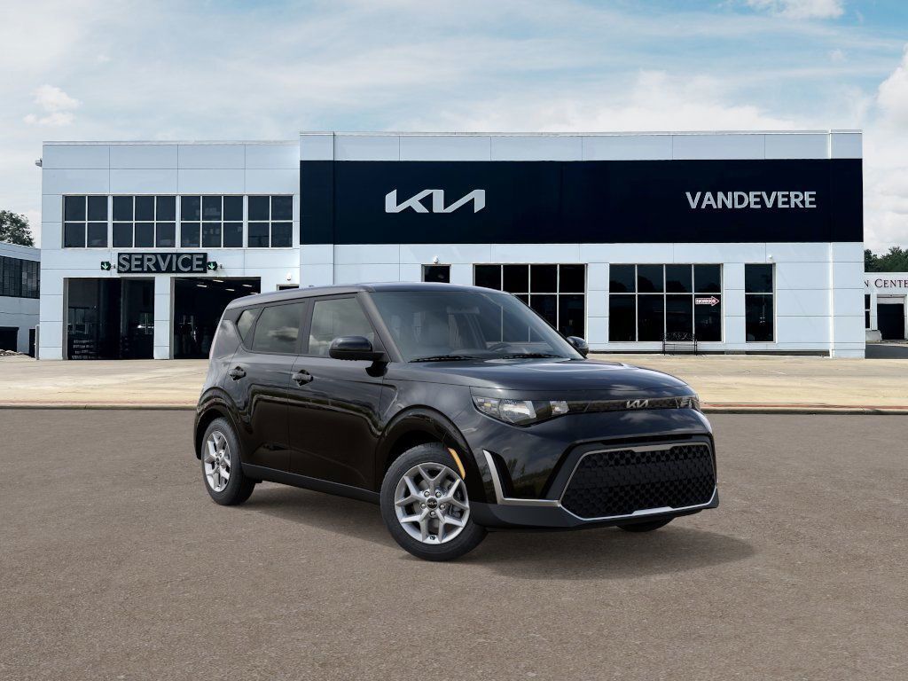 2025 Kia Soul LX Akron OH