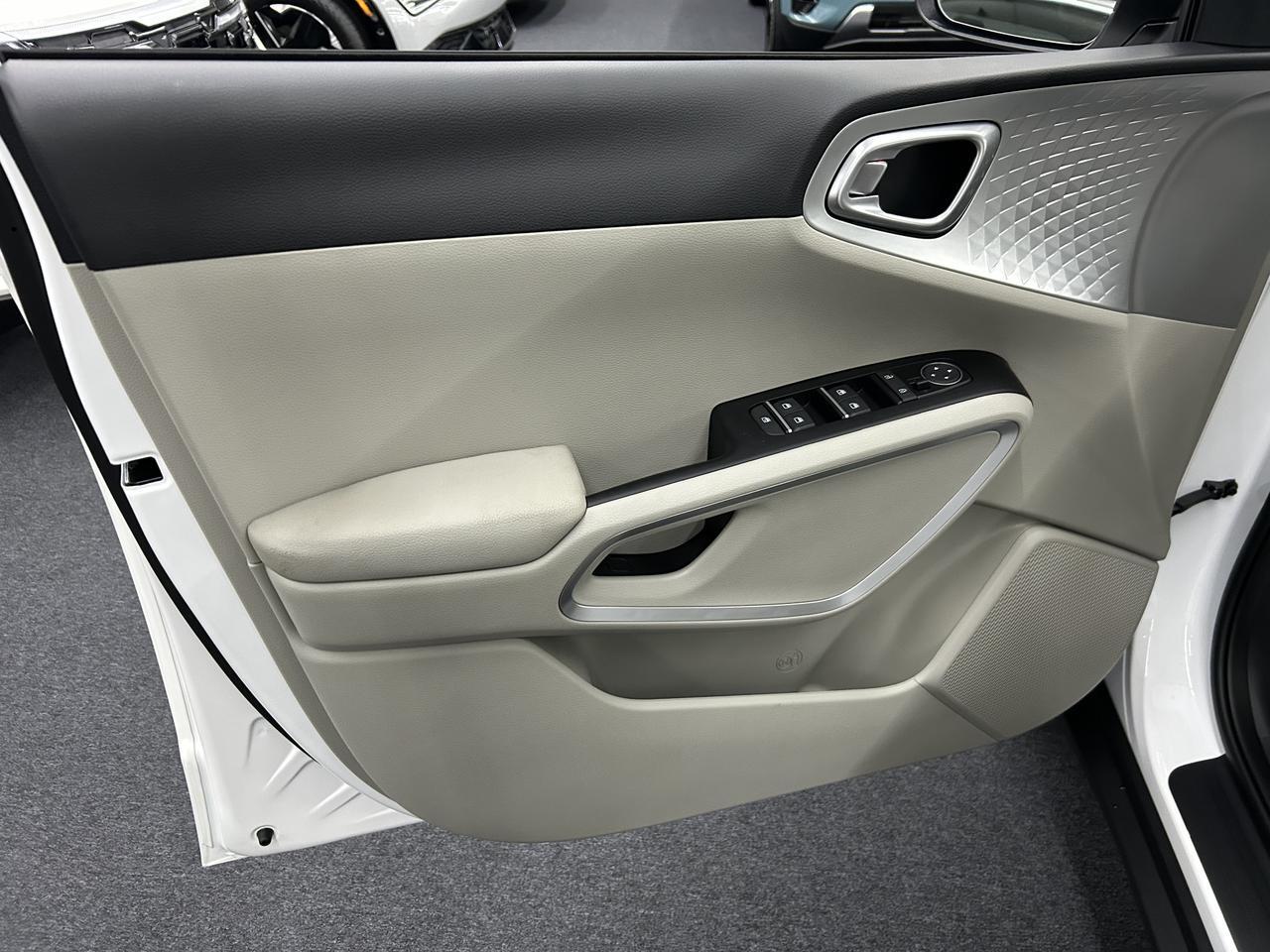 2025 Kia Soul LX IVT Benwood WV