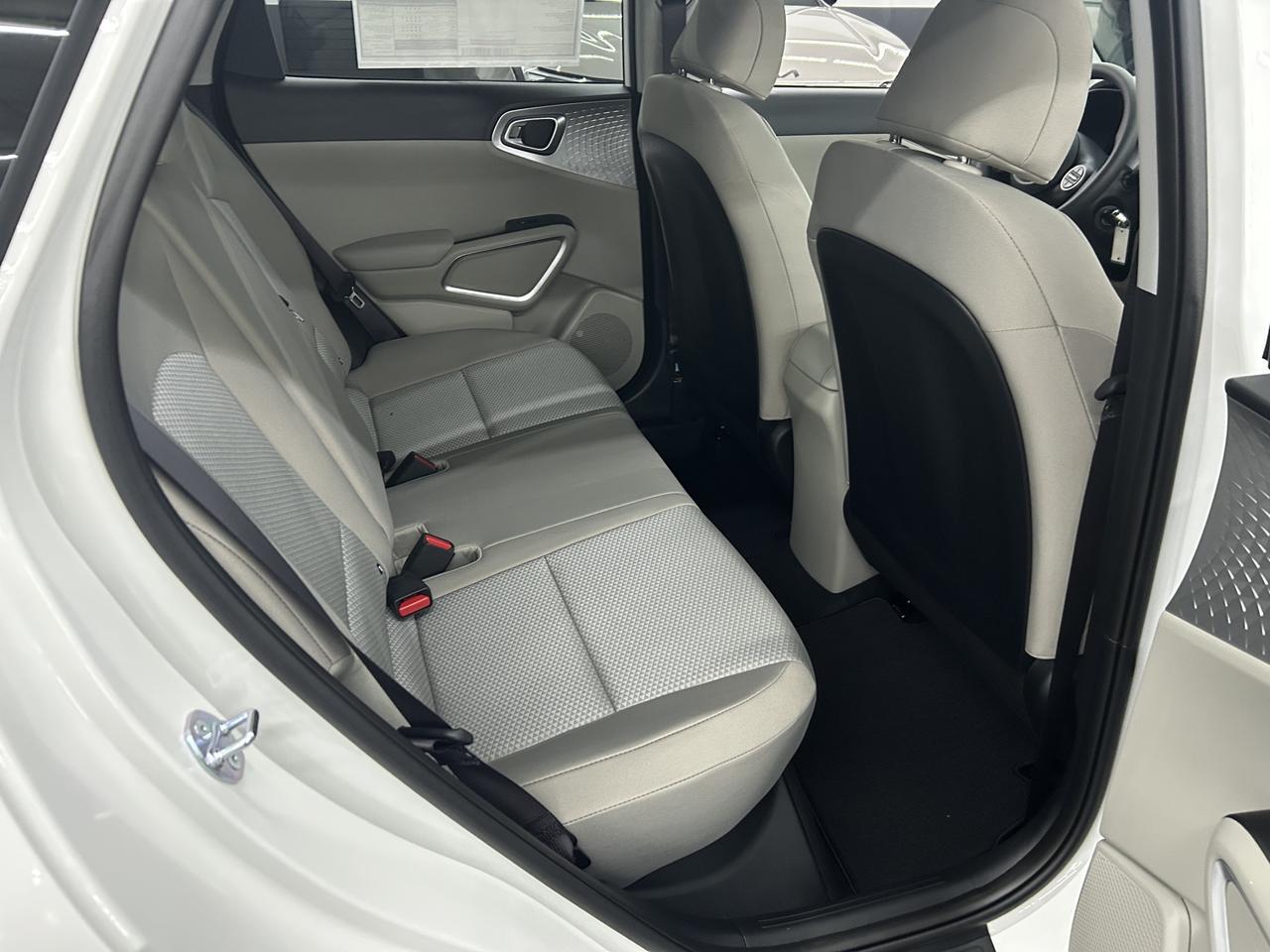 2025 Kia Soul LX IVT Benwood WV