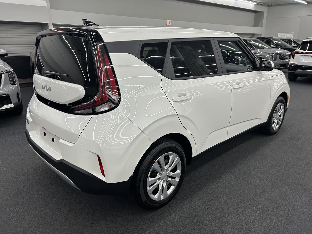 2025 Kia Soul LX IVT Benwood WV