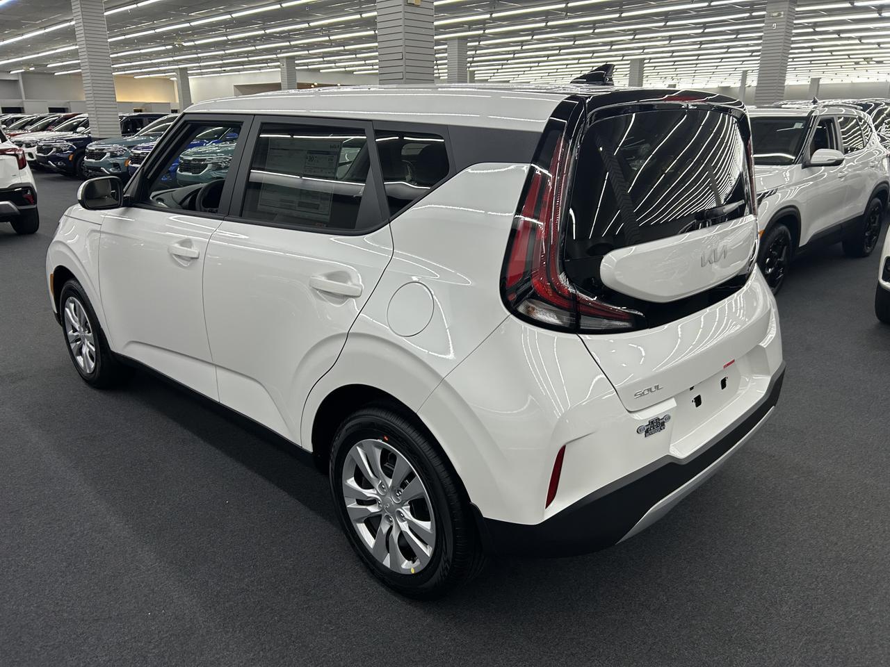 2025 Kia Soul LX IVT Benwood WV