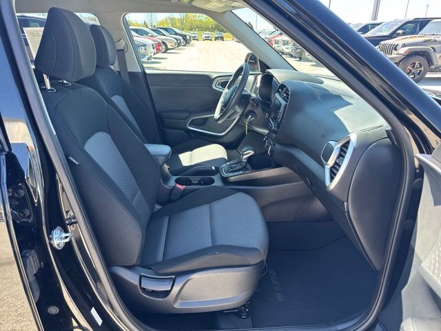 2025 Kia Soul LX Random Lake WI