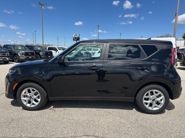 2025 Kia Soul LX Random Lake WI