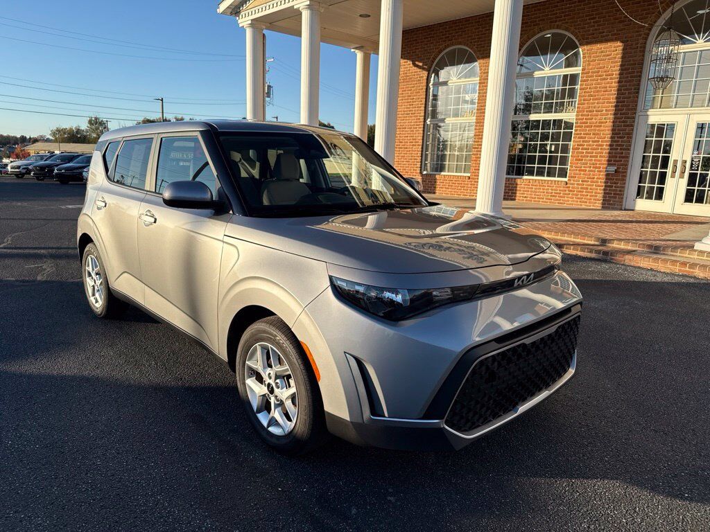 2025 Kia Soul LX Mount Joy PA