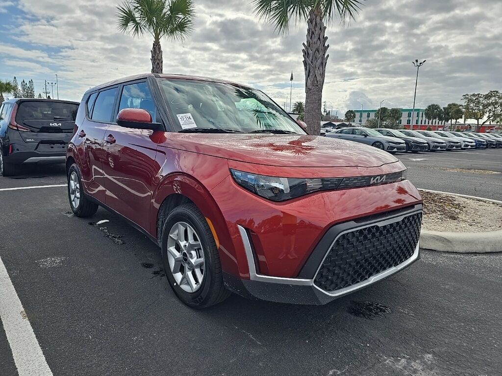 2025 Kia Soul LX Oshkosh WI