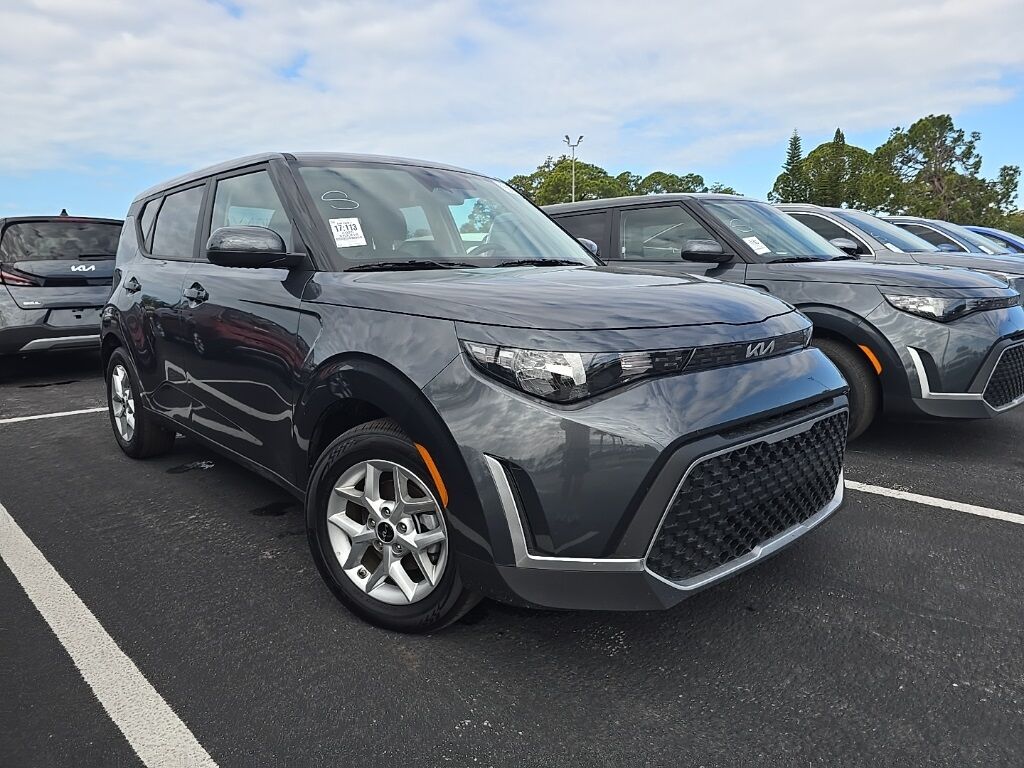 2025 Kia Soul LX Oshkosh WI