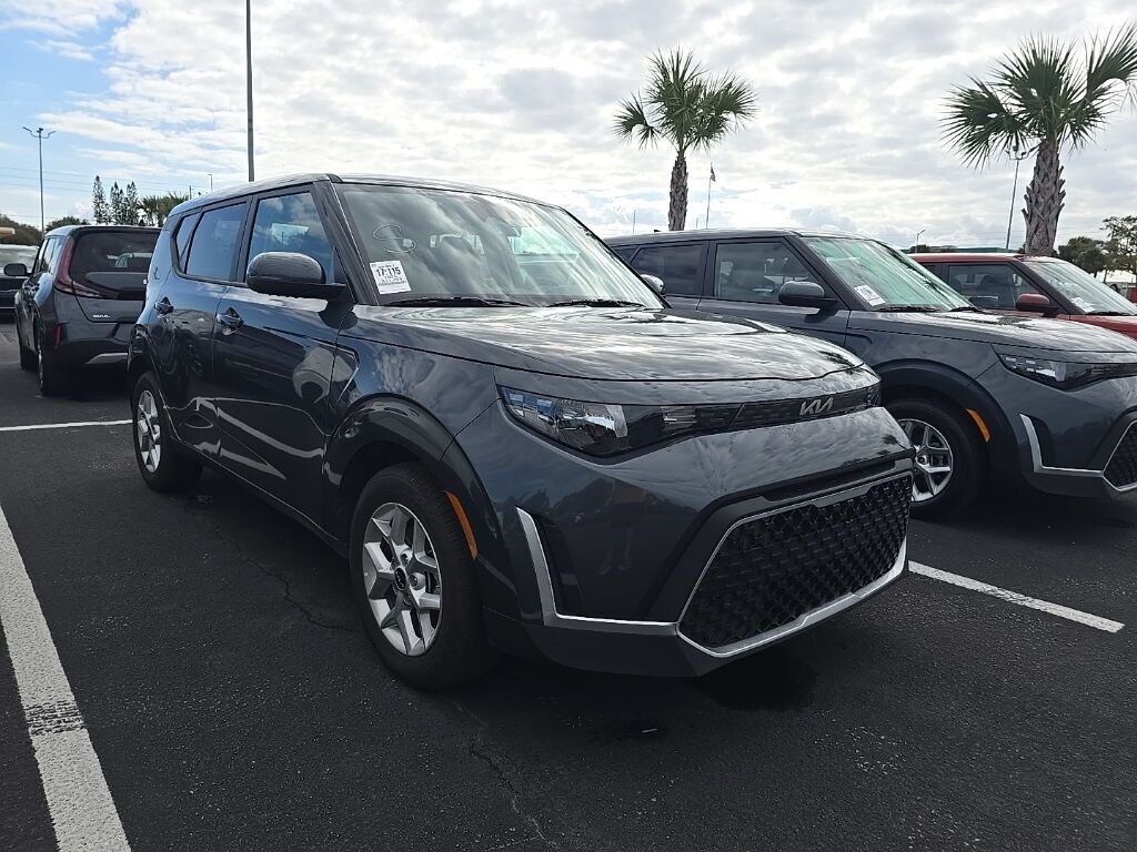 2025 Kia Soul LX Oshkosh WI
