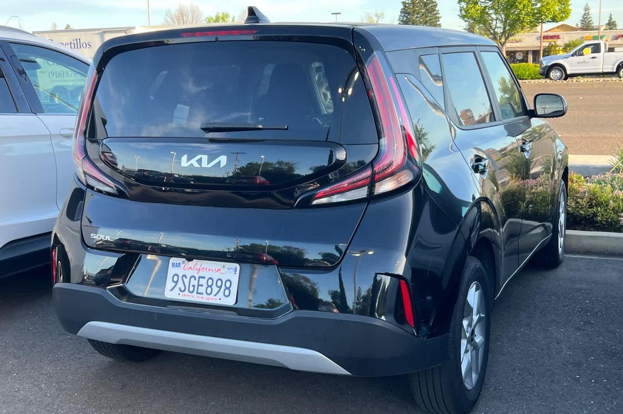 2025 Kia Soul LX